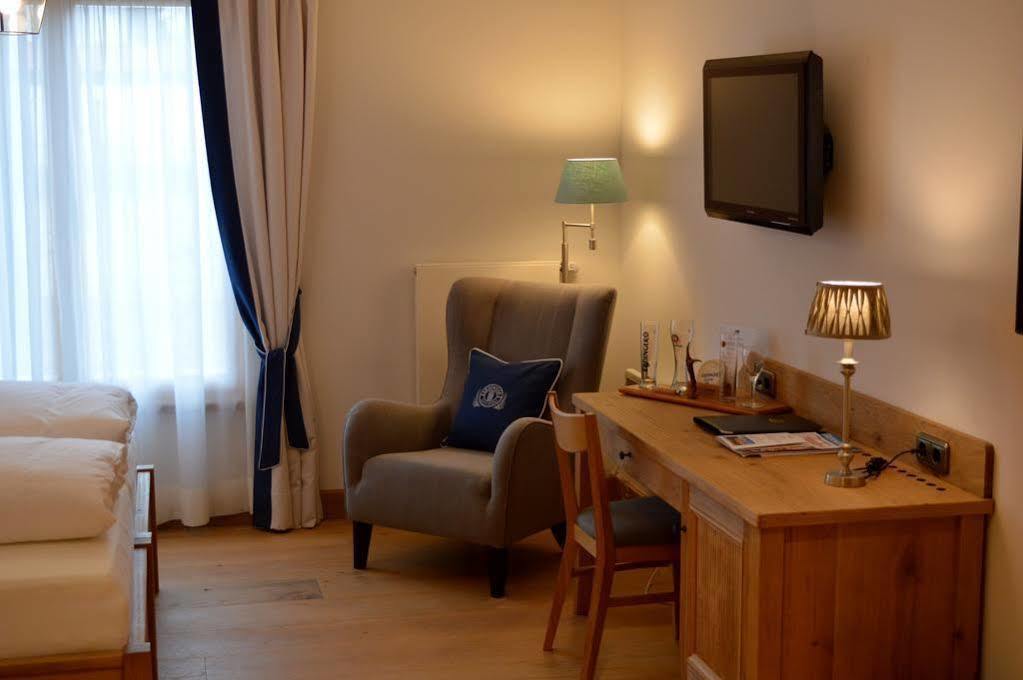 Hotel & Gaststaette Zum Erdinger Weissbraeu มิวนิก ภายนอก รูปภาพ
