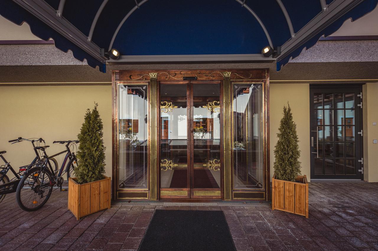 Hotel & Gaststaette Zum Erdinger Weissbraeu มิวนิก ภายนอก รูปภาพ